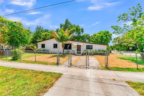 3300 SW 40th Avenue West Park FL 33023