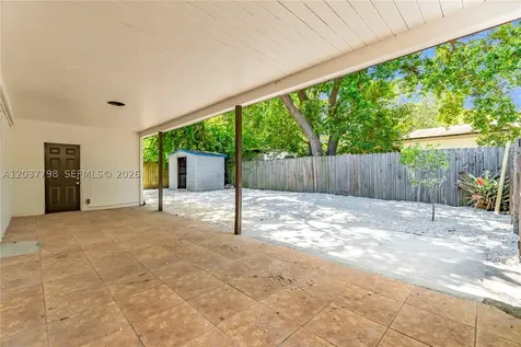 3300 SW 40th Avenue West Park FL 33023