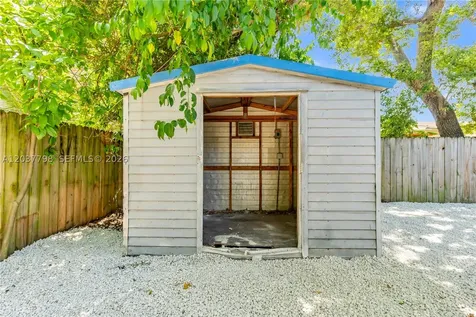 3300 SW 40th Avenue West Park FL 33023