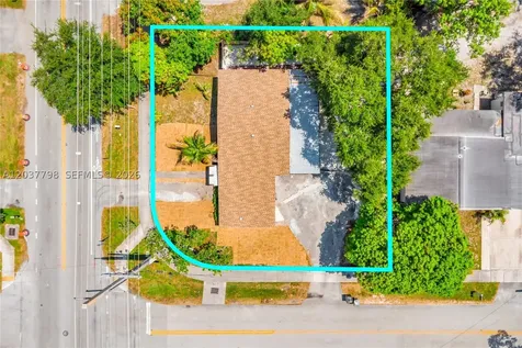 3300 SW 40th Avenue West Park FL 33023