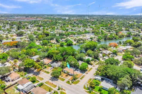 3300 SW 40th Avenue West Park FL 33023