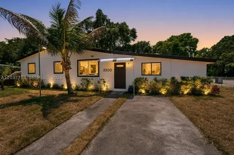 3300 SW 40th Avenue West Park FL 33023