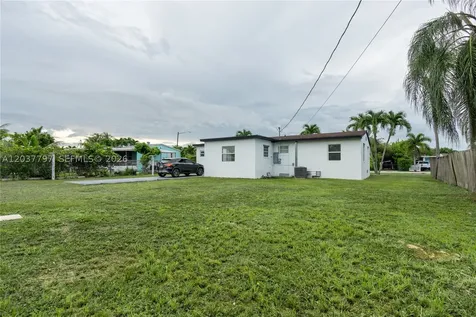 1550 NE 9th Court Homestead FL 33033