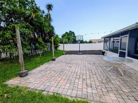 10180 Fanfare Drive Boca Raton FL 33428