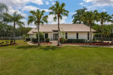 1300 NW 122 Avenue Plantation FL 33323