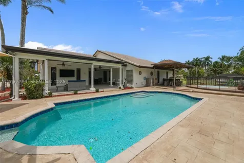 1300 NW 122 Avenue Plantation FL 33323