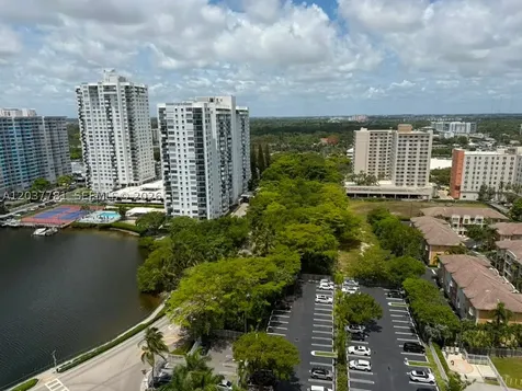 2801 NE 183rd Street Aventura FL 33160