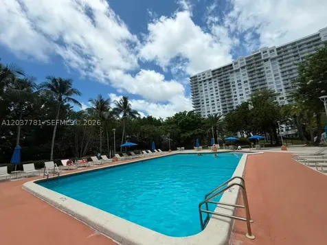 2801 NE 183rd Street Aventura FL 33160