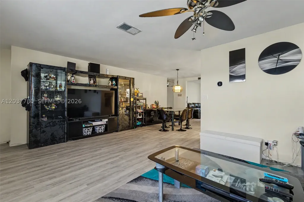 6630 Liberty Street Hollywood FL 33024