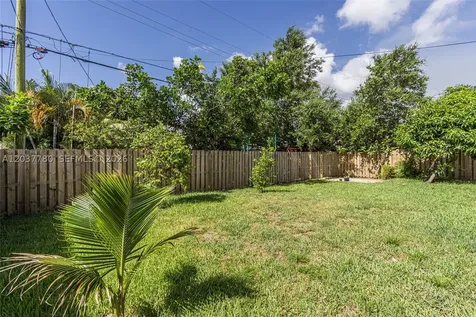 6630 Liberty Street Hollywood FL 33024