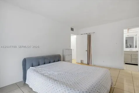 3071 NW 47th Terrace Lauderdale Lakes FL 33313