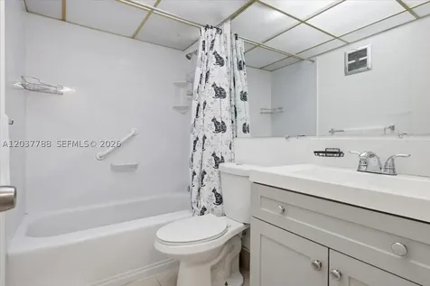 3071 NW 47th Terrace Lauderdale Lakes FL 33313