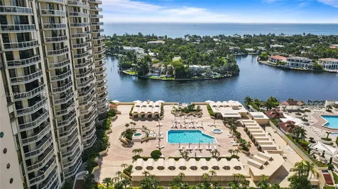 20191 E Country Club Drive Aventura FL 33180