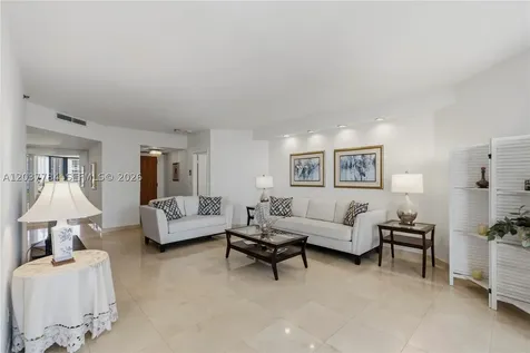 20191 E Country Club Drive Aventura FL 33180
