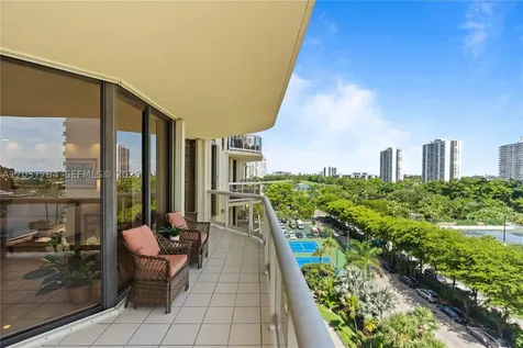 20191 E Country Club Drive Aventura FL 33180
