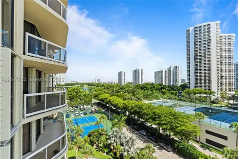 20191 E Country Club Drive Aventura FL 33180