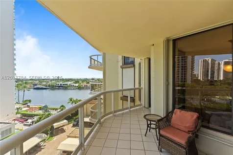 20191 E Country Club Drive Aventura FL 33180