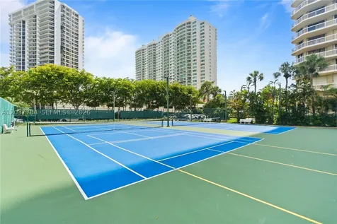 20191 E Country Club Drive Aventura FL 33180