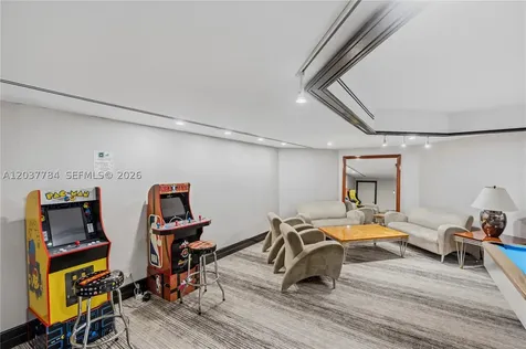 20191 E Country Club Drive Aventura FL 33180
