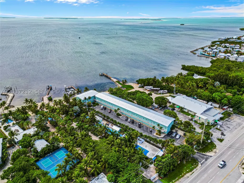 92550 Overseas Highway Tavernier FL 33070