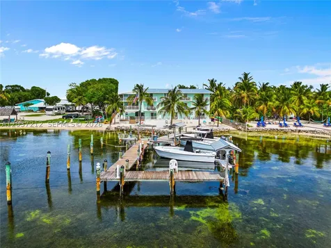 92550 Overseas Highway Tavernier FL 33070