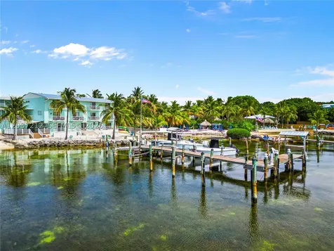 92550 Overseas Highway Tavernier FL 33070