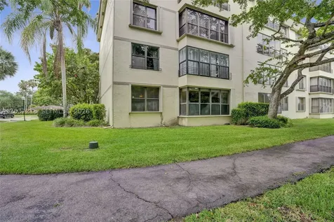 2908 S Carambola Circle S Coconut Creek FL 33066