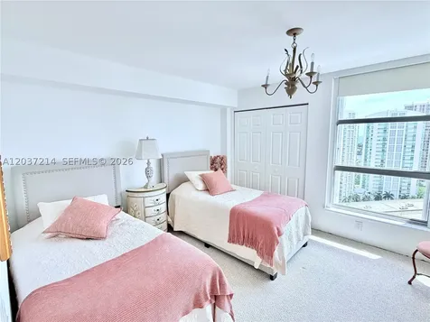 3500 Mystic Pointe Drive Aventura FL 33180