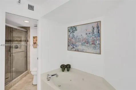3500 Mystic Pointe Drive Aventura FL 33180