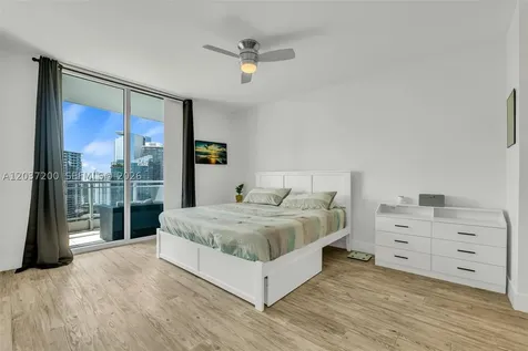 90 SW 3rd Street Miami FL 33130