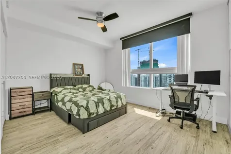 90 SW 3rd Street Miami FL 33130