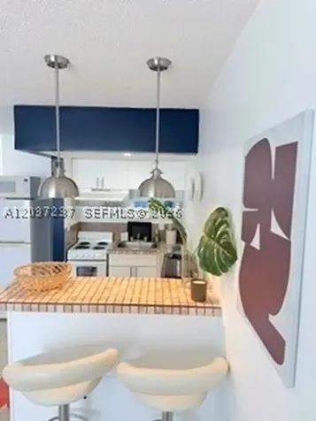 17 NE 2nd Avenue Dania Beach FL 33004