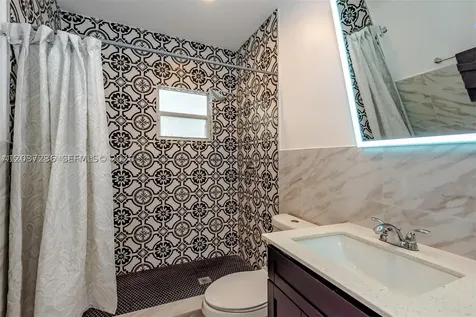 118 NW 35th Street Miami FL 33127