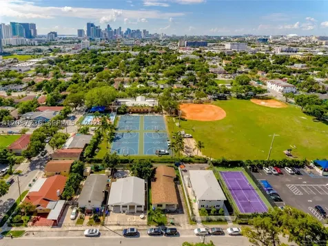 118 NW 35th Street Miami FL 33127
