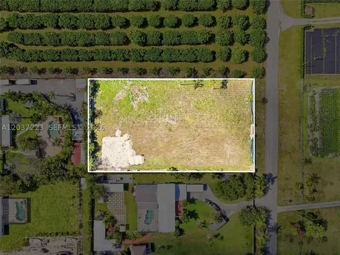 23600 SW SW 122 Avenue Homestead FL 33032