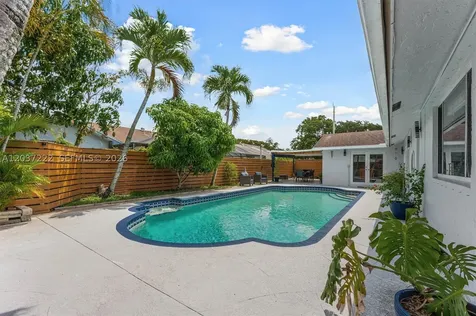 8211 NW 52nd Court Lauderhill FL 33351