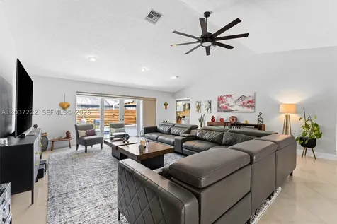 8211 NW 52nd Court Lauderhill FL 33351