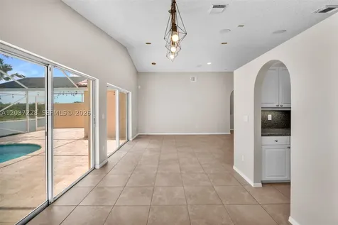 467 SW 191st Terrace Pembroke Pines FL 33029