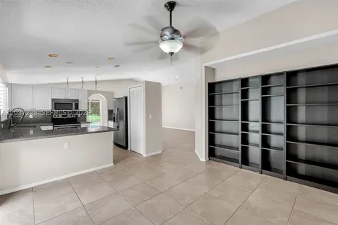 467 SW 191st Terrace Pembroke Pines FL 33029
