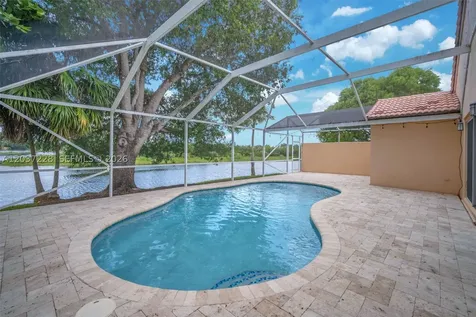 467 SW 191st Terrace Pembroke Pines FL 33029