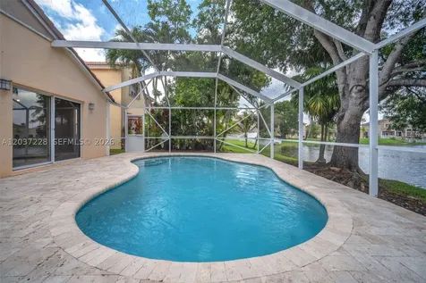 467 SW 191st Terrace Pembroke Pines FL 33029