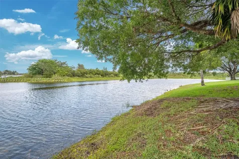 467 SW 191st Terrace Pembroke Pines FL 33029