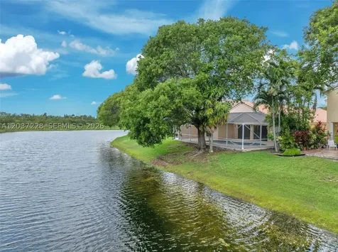 467 SW 191st Terrace Pembroke Pines FL 33029