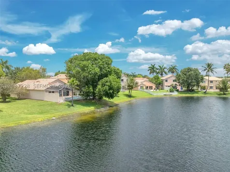 467 SW 191st Terrace Pembroke Pines FL 33029