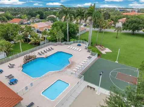 467 SW 191st Terrace Pembroke Pines FL 33029