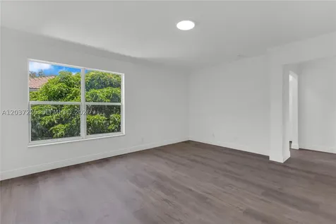 4331 Lake Tahoe Circle West Palm Beach FL 33409