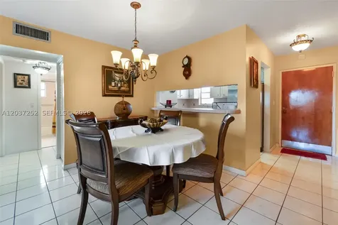 6090 W Flagler Street Miami FL 33144