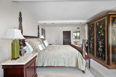 19667 Turnberry Way Aventura FL 33180
