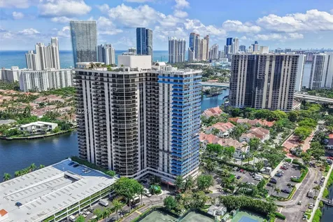 19667 Turnberry Way Aventura FL 33180