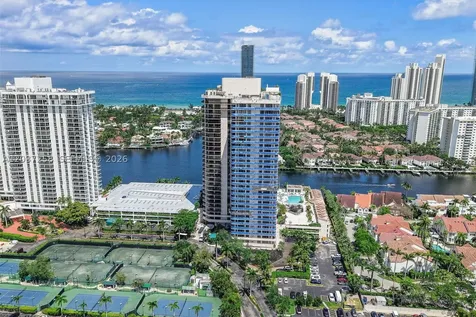 19667 Turnberry Way Aventura FL 33180